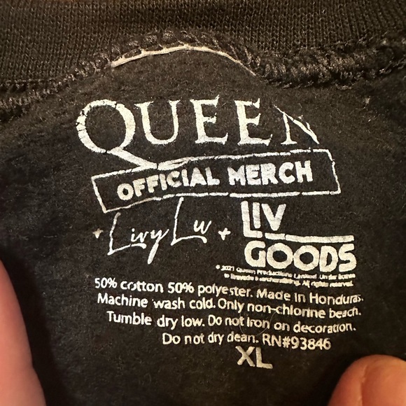 Livy Lu QUEEN crewneck - Picture 5 of 5